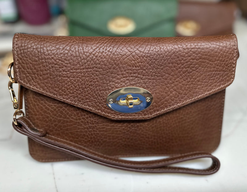 Twist lock Clutch